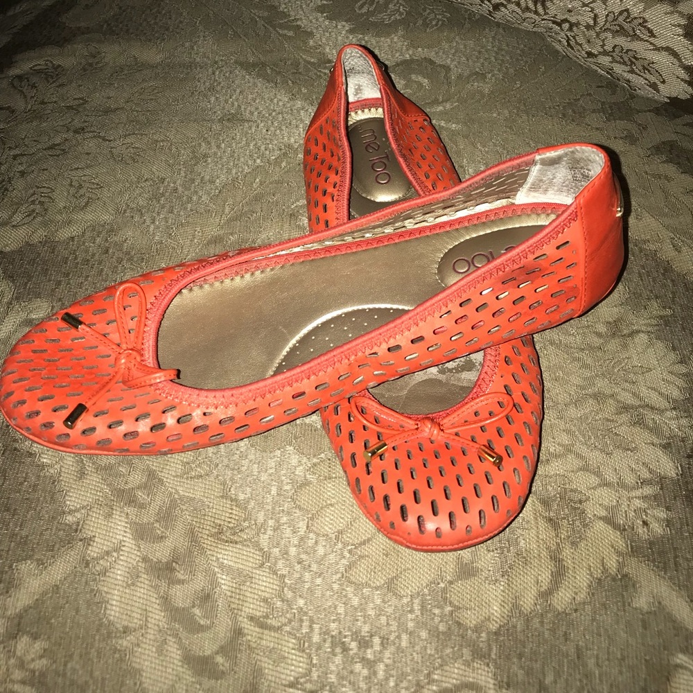 COMFY FLATS
